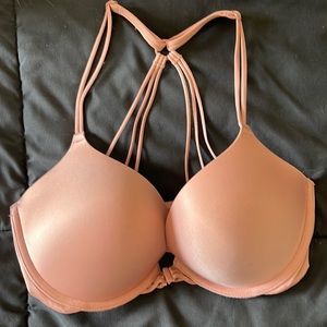 Victoria’s Secret front closure push up bra